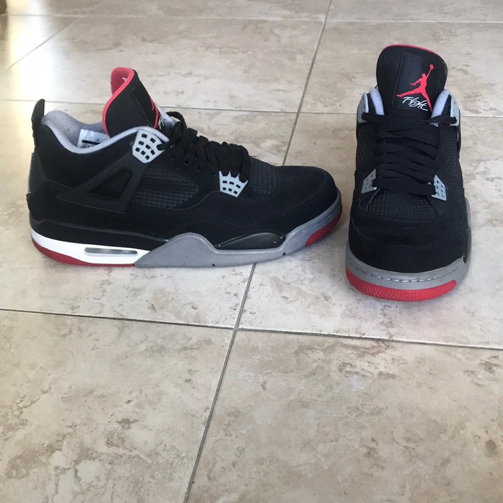 Nike Air Jordan 4 - Retro Jordan 4 BRED - sz 10.5